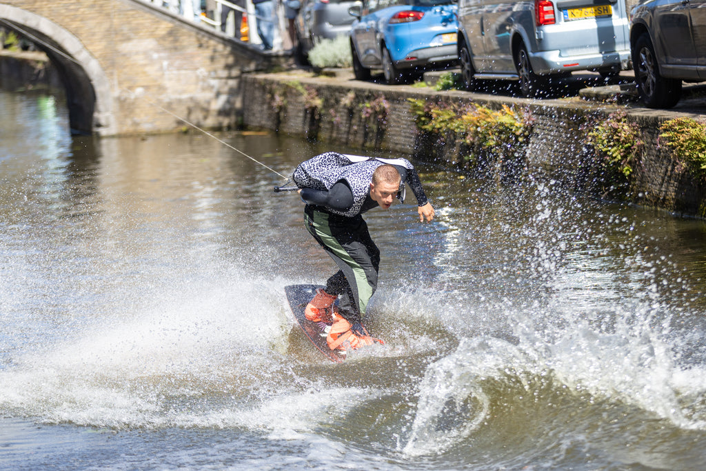 Thorn Wakepants